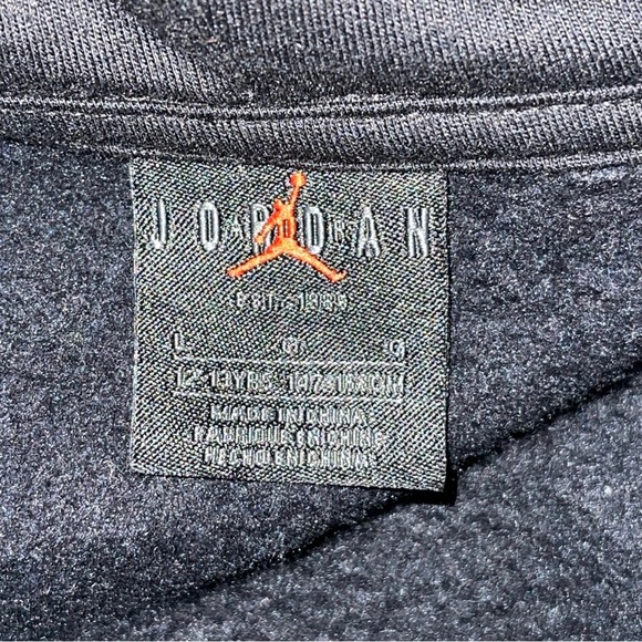 Nike Jordan Court Of Legends Hoodie Size Large Boys Black Blue Varsity Pullover - Picture 7 of 10